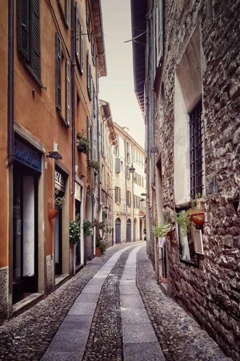 Antica Corte, Bilocale Nel Centro Storico Di Comoアパートメント エクステリア 写真